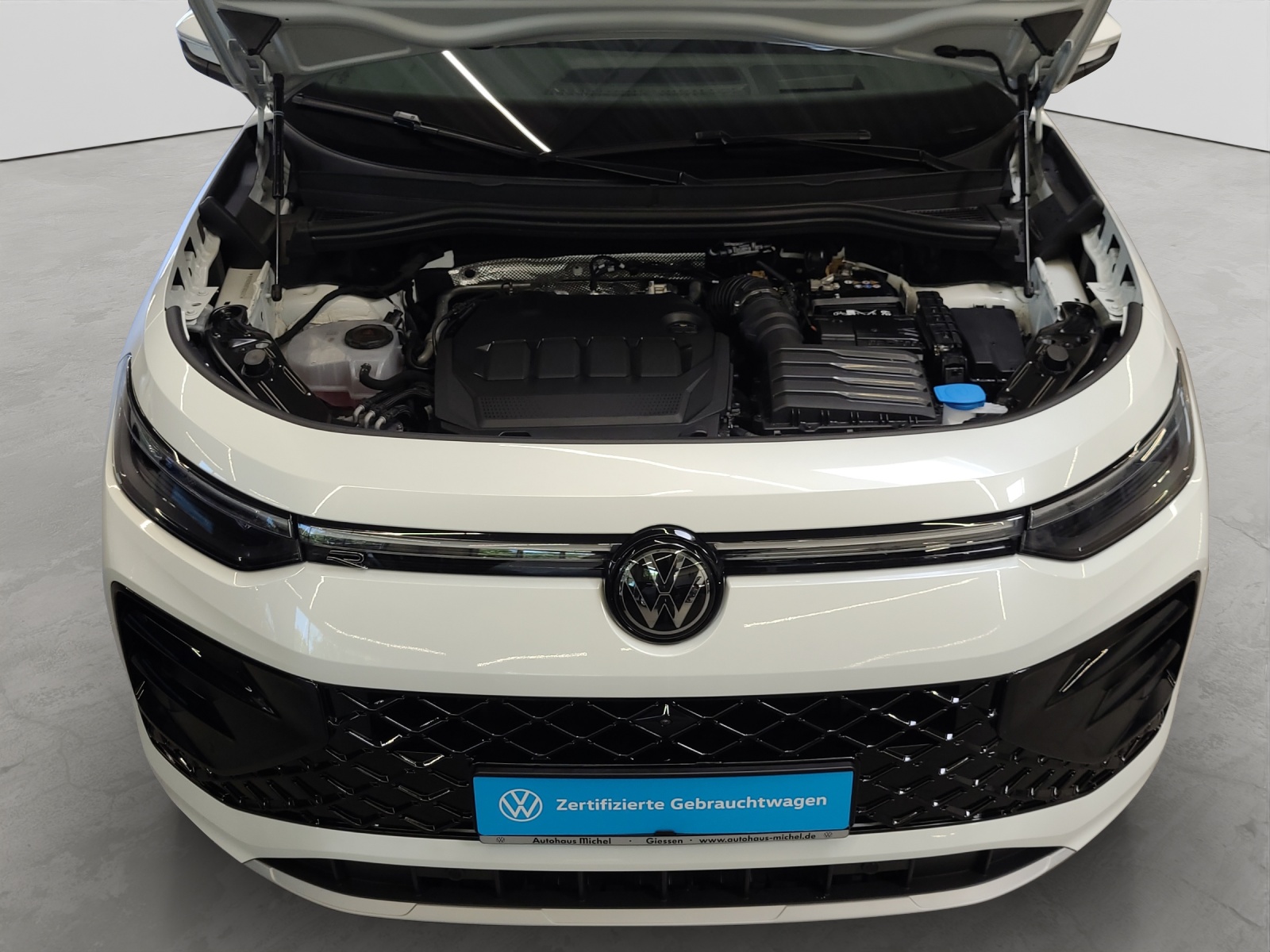 Tayron TDI DSG 4Motion R-Line 7-Si. Standh.DCCpro Kamera HeadUp