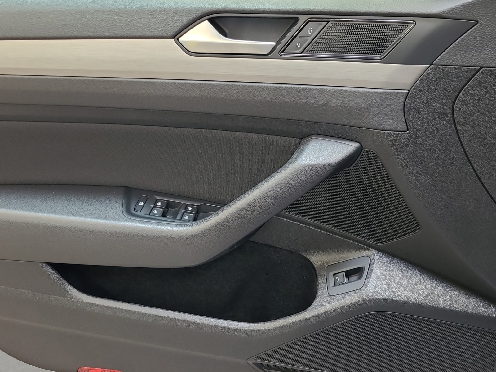 Passat Variant TSI DSG Conceptline LED Navi Kamera