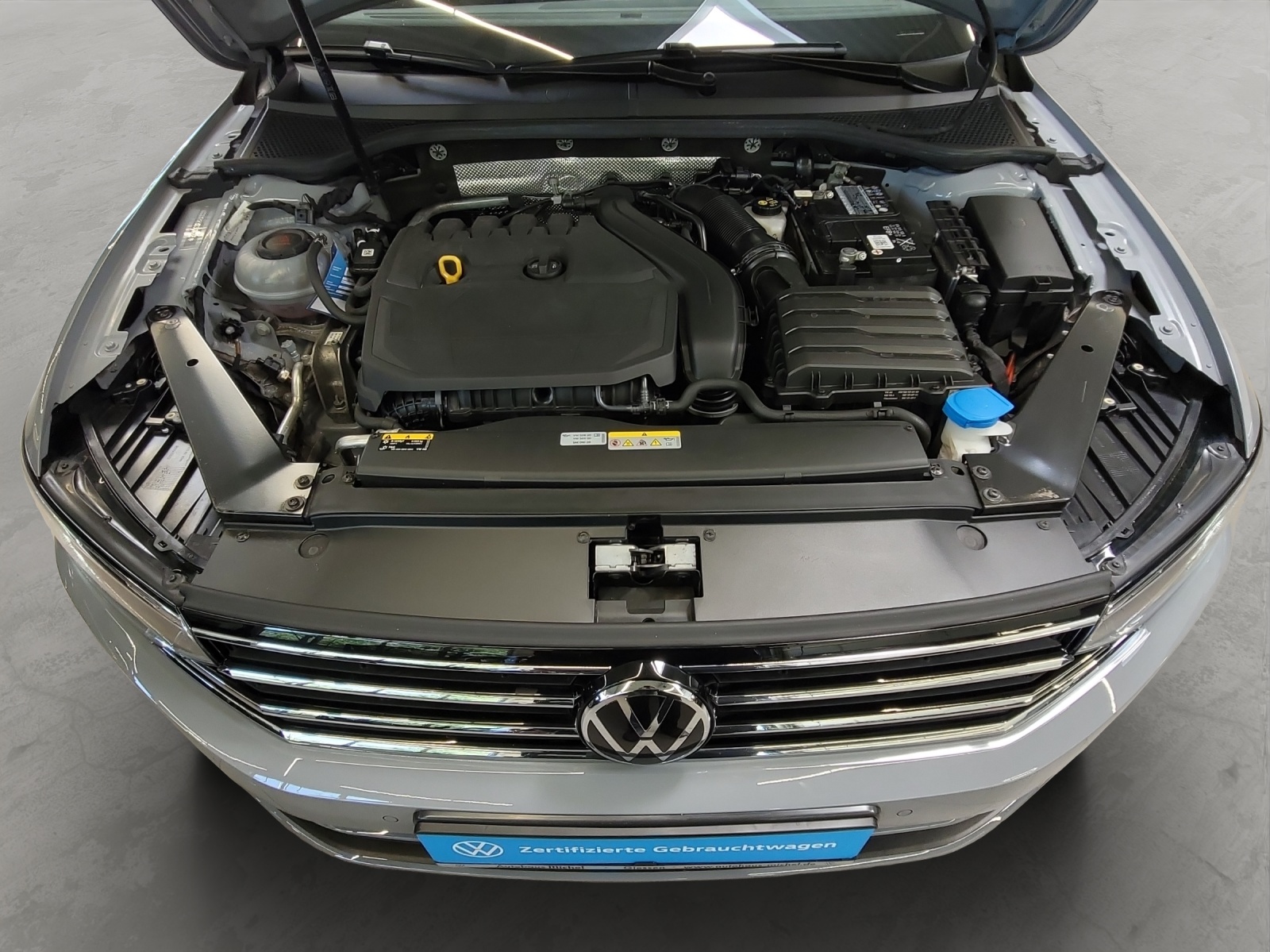 Passat Variant TSI DSG Conceptline LED Navi Kamera
