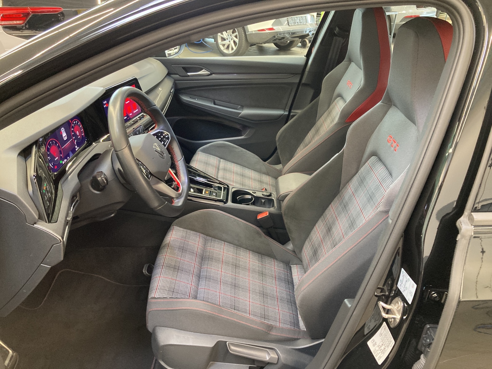 Golf 8 TSI DSG GTI LED-Plus AHK AppConnect