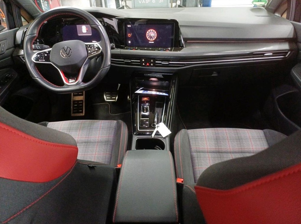 Golf 8 TSI DSG GTI LED-Plus AHK AppConnect