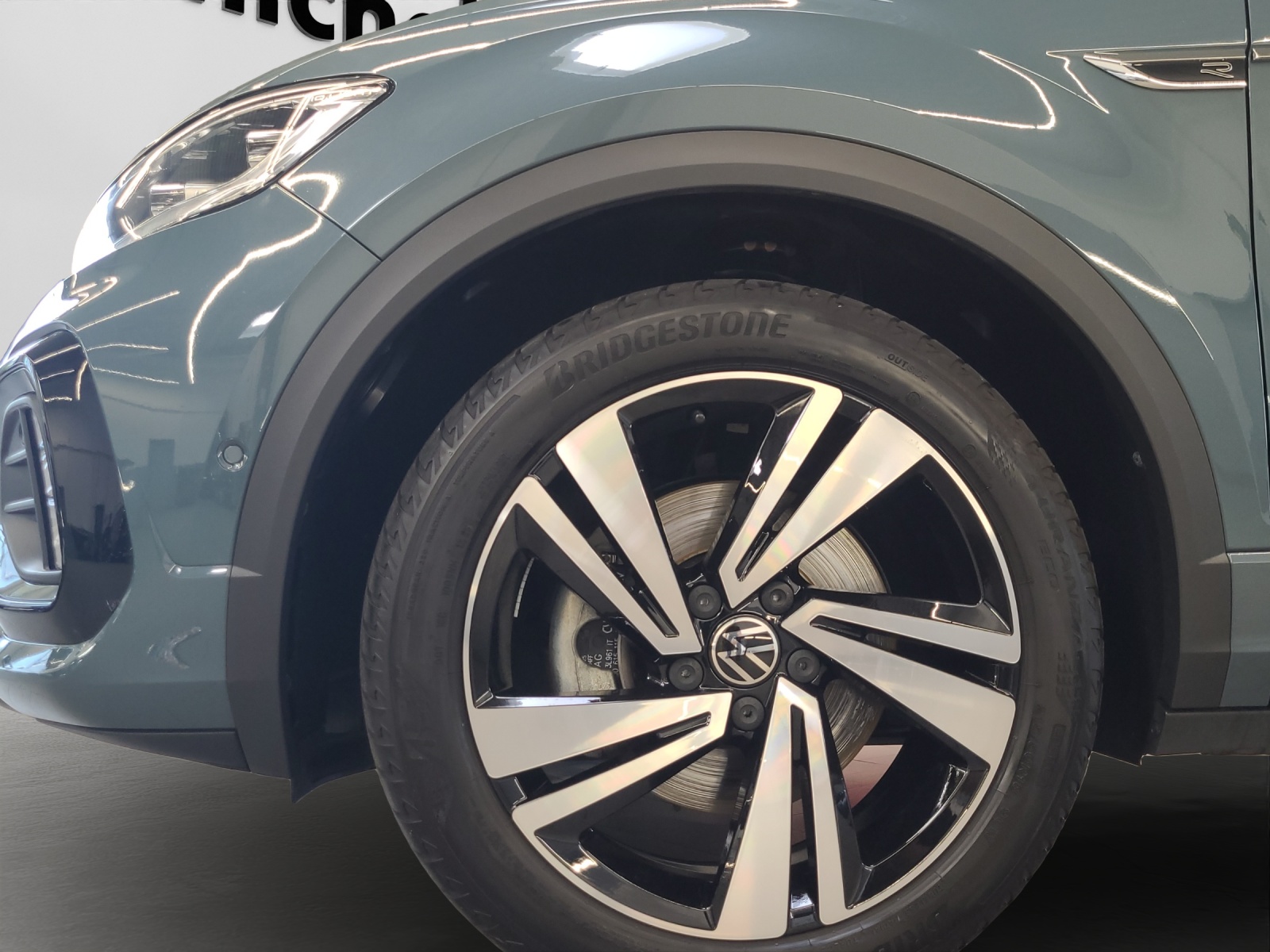 T-Roc TDI DSG R-Line IQ-Light ACC Navi Kamera AHK