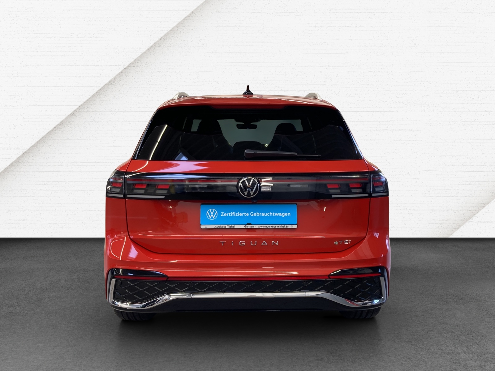 Tiguan eTSI DSG R-Line IQ-Light Standh.Pano AHK
