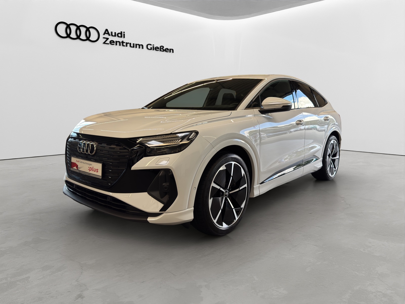 Q4 e-tron Sportback 40 S line Black AHK Matrix-LED Navi 