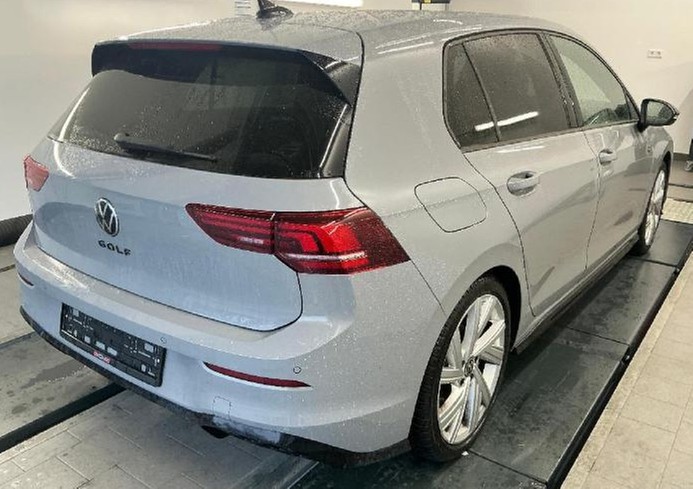 Golf 8 TSI R-Line 