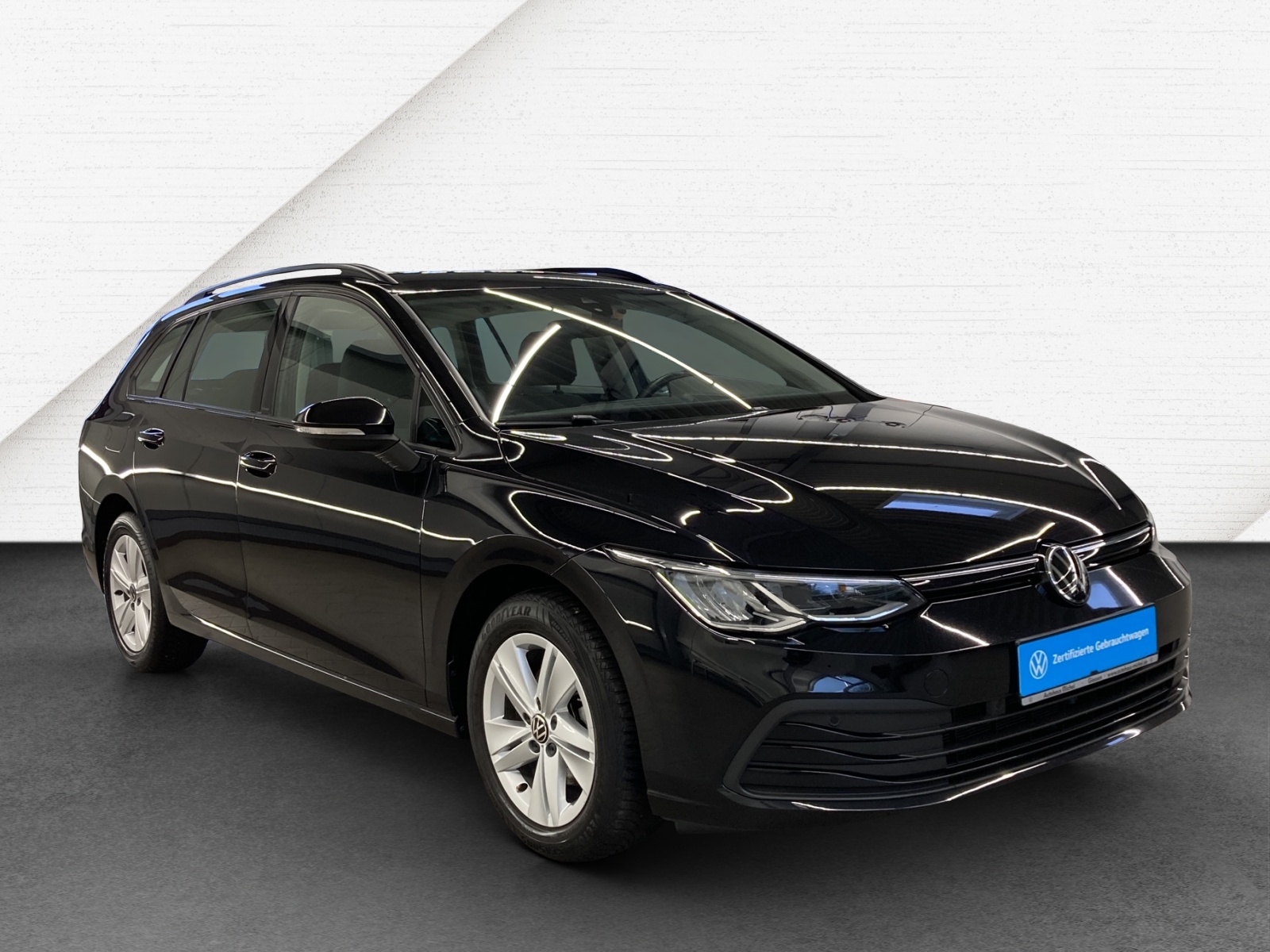 Golf 8 Variant eTSI DSG Life Navi AHK TravelAssist