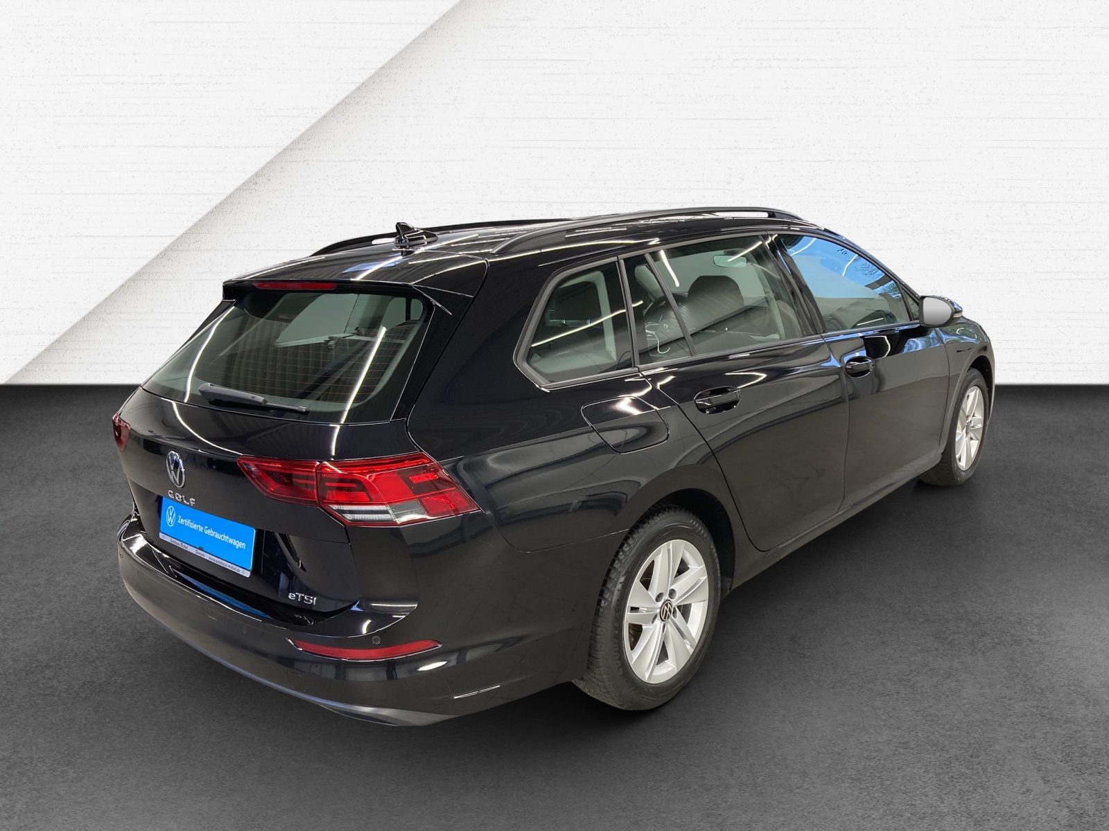 Golf 8 Variant eTSI DSG Life Navi AHK TravelAssist