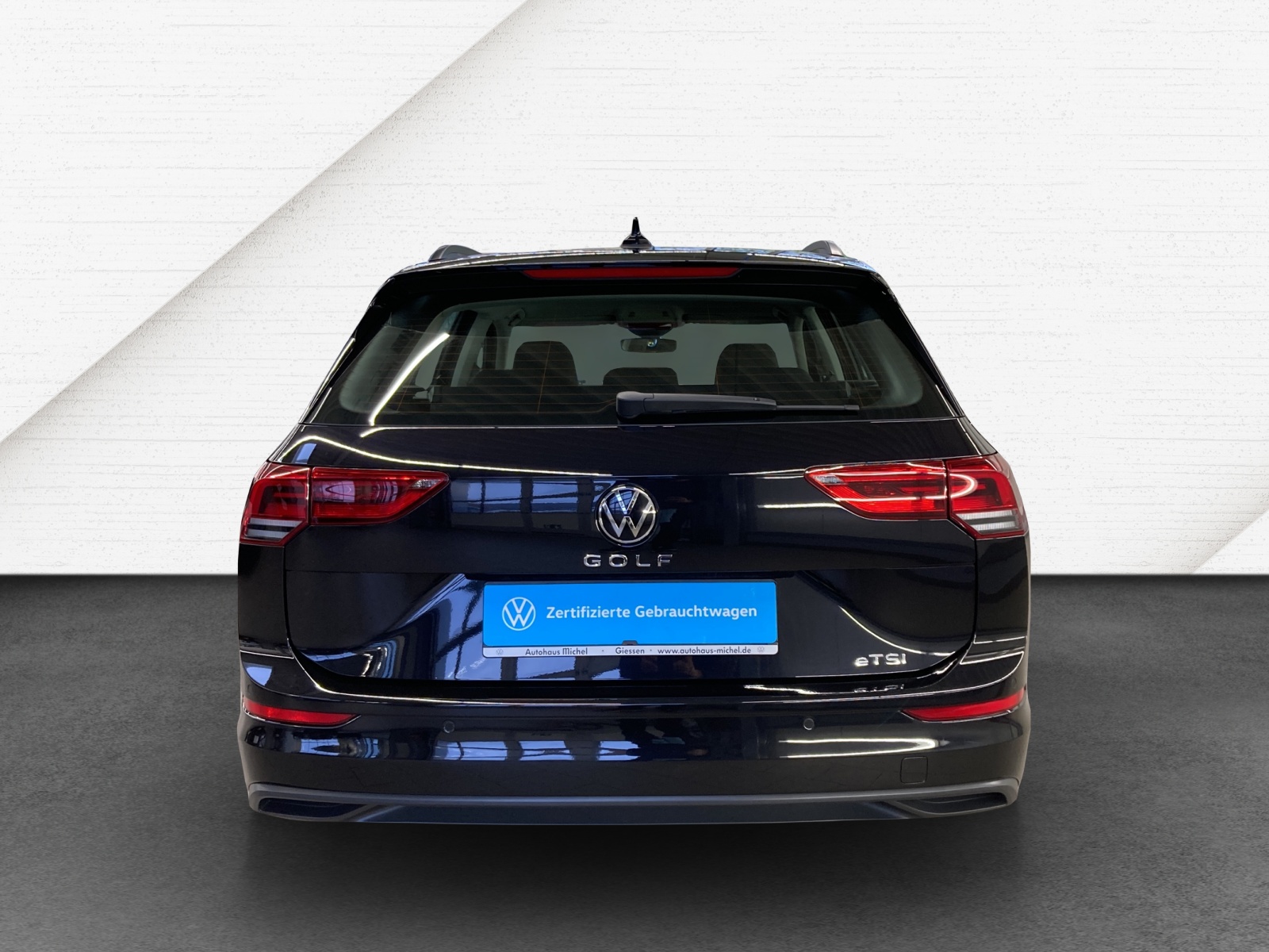 Golf 8 Variant eTSI DSG Life Navi AHK TravelAssist