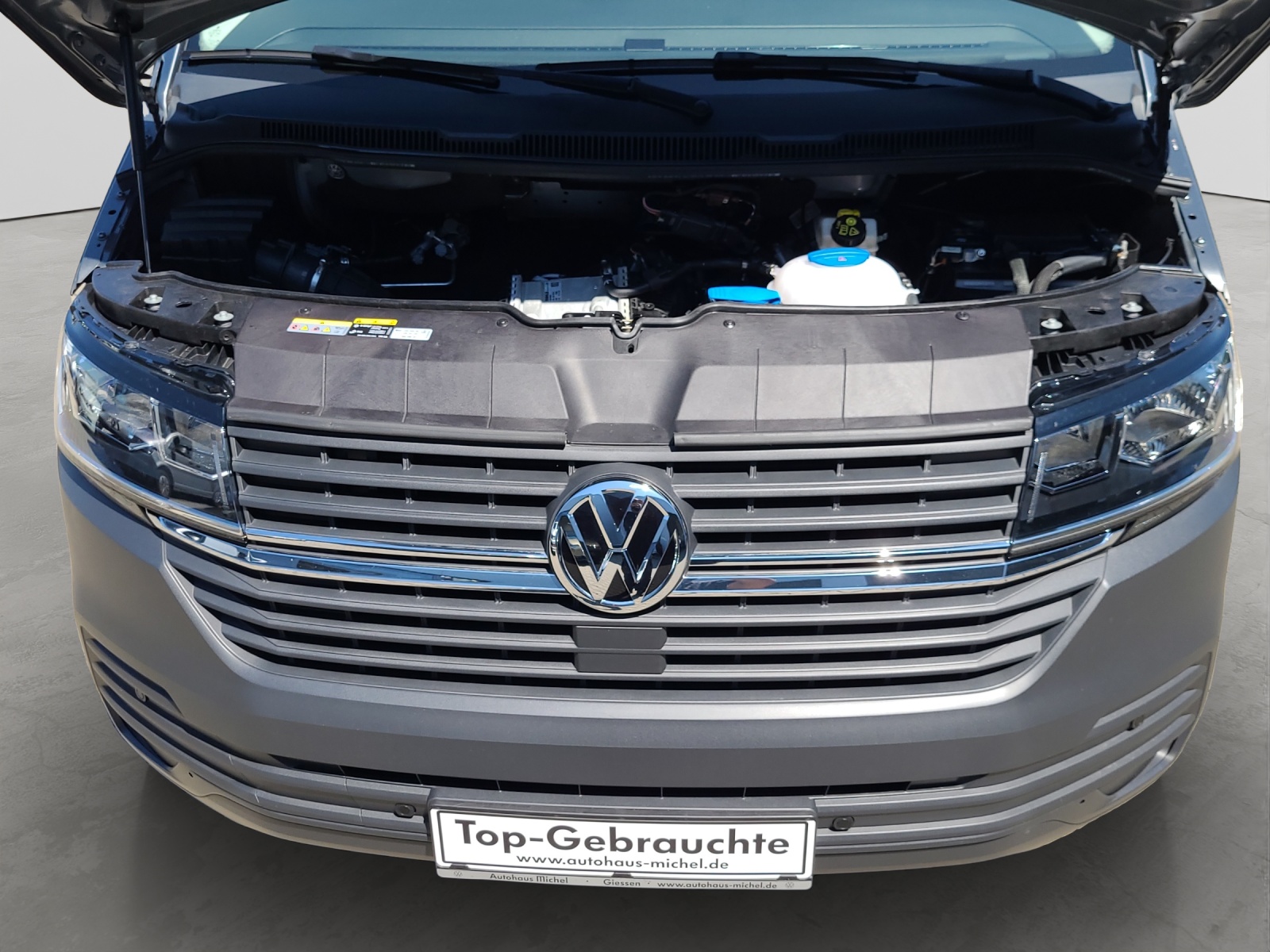 T6 Kombi 6.1 2.0 TDI DSG LR 9 Sitzer Navi Doppelklima PDC Kamera