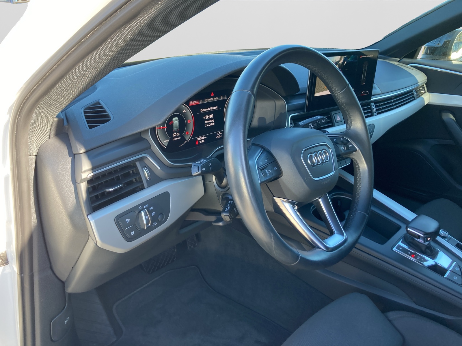 A4 Avant 40 TDI S-tronic S line Black Navi Kamera LED