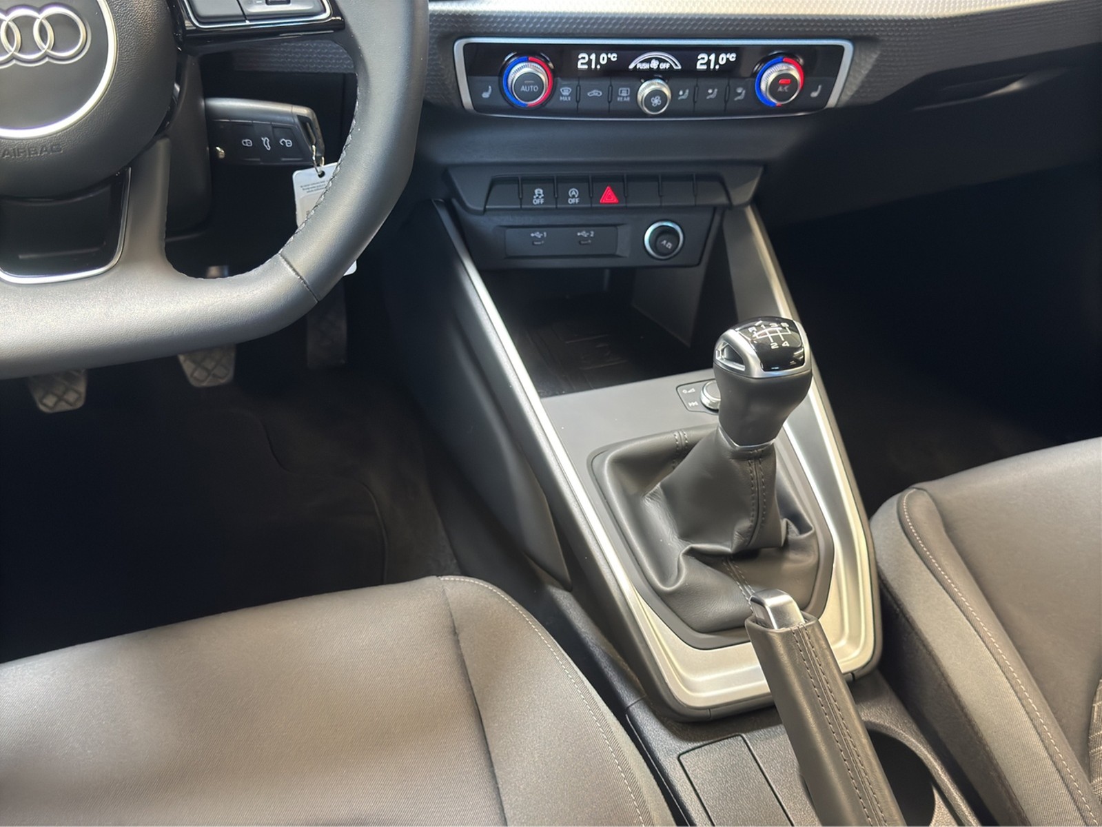 A1 Sportback 25 TFSI advanced Smartphone-Interface