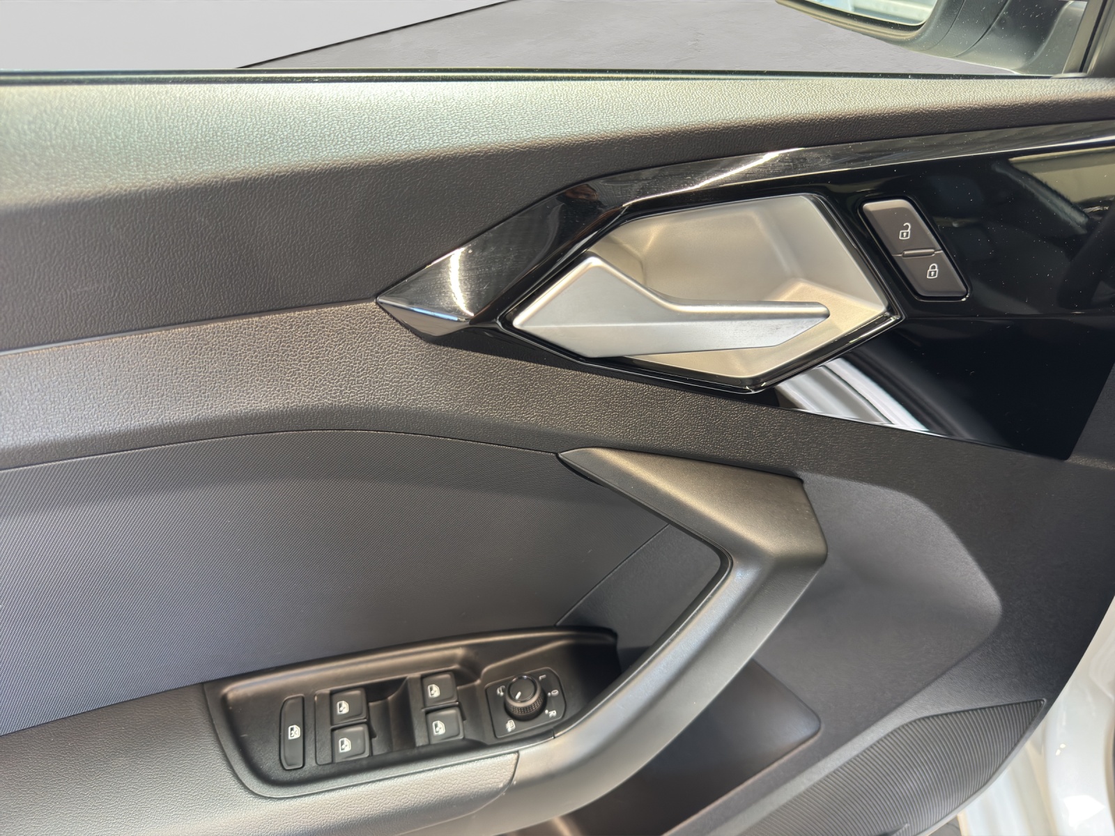 A1 Sportback 25 TFSI advanced Smartphone-Interface