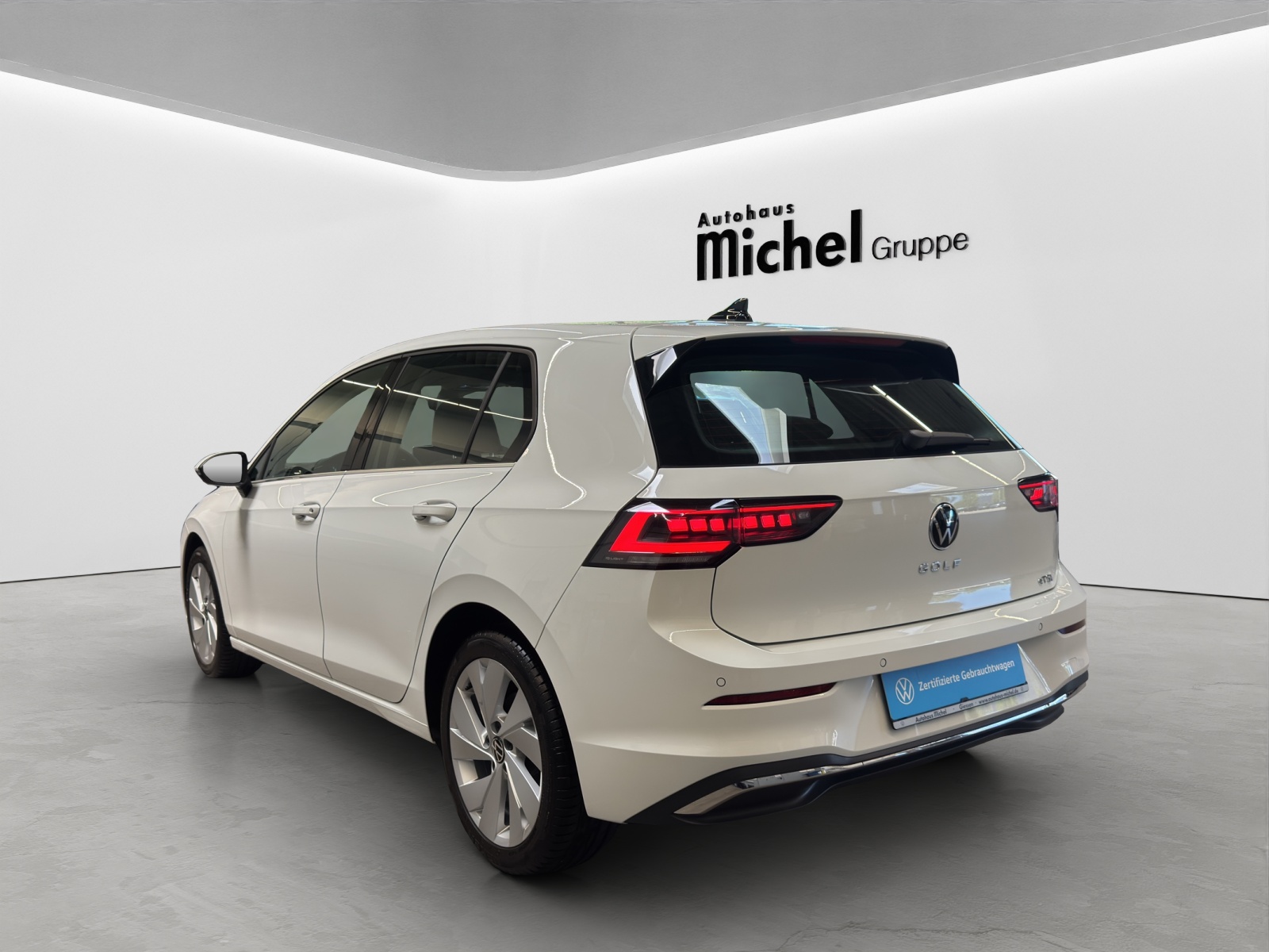 Golf 8 eTSI DSG Style IQ-Light HeadUp AHK ACC Ergositz