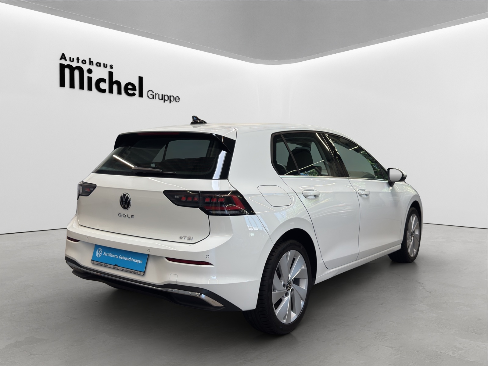 Golf 8 eTSI DSG Style IQ-Light HeadUp AHK ACC Ergositz