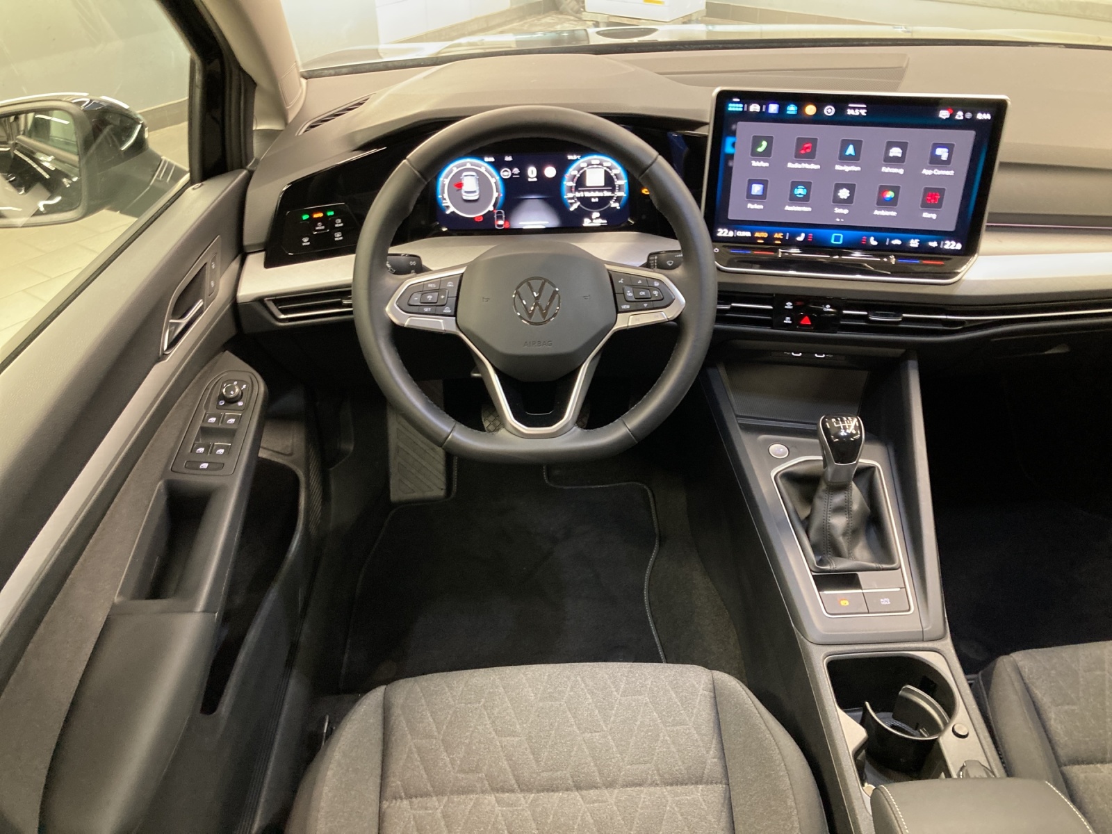 Golf 8 1.5 TSI Life LED Navi TravelAssist