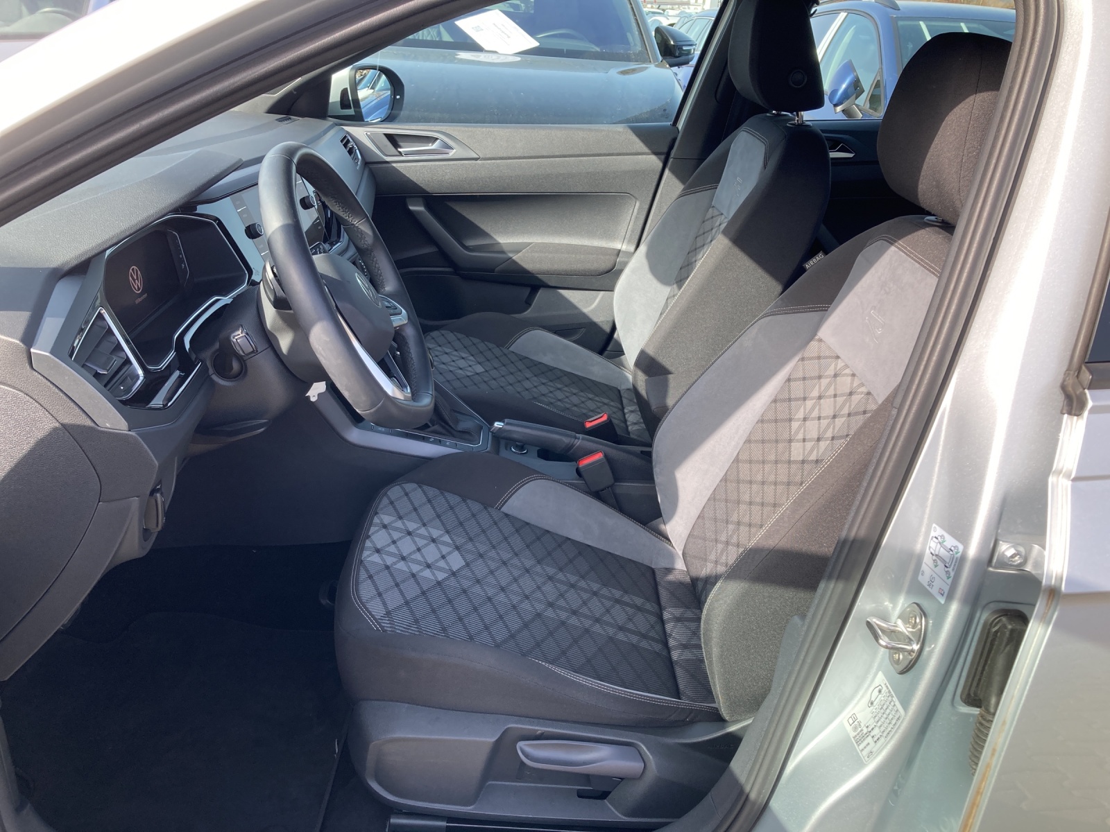 Taigo TSI DSG R-Line IQ-Light ACC Kamera AHK