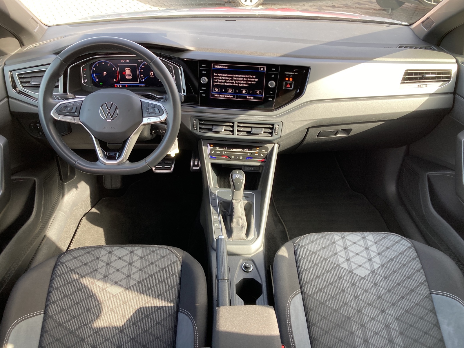 Taigo TSI DSG R-Line IQ-Light ACC Kamera AHK