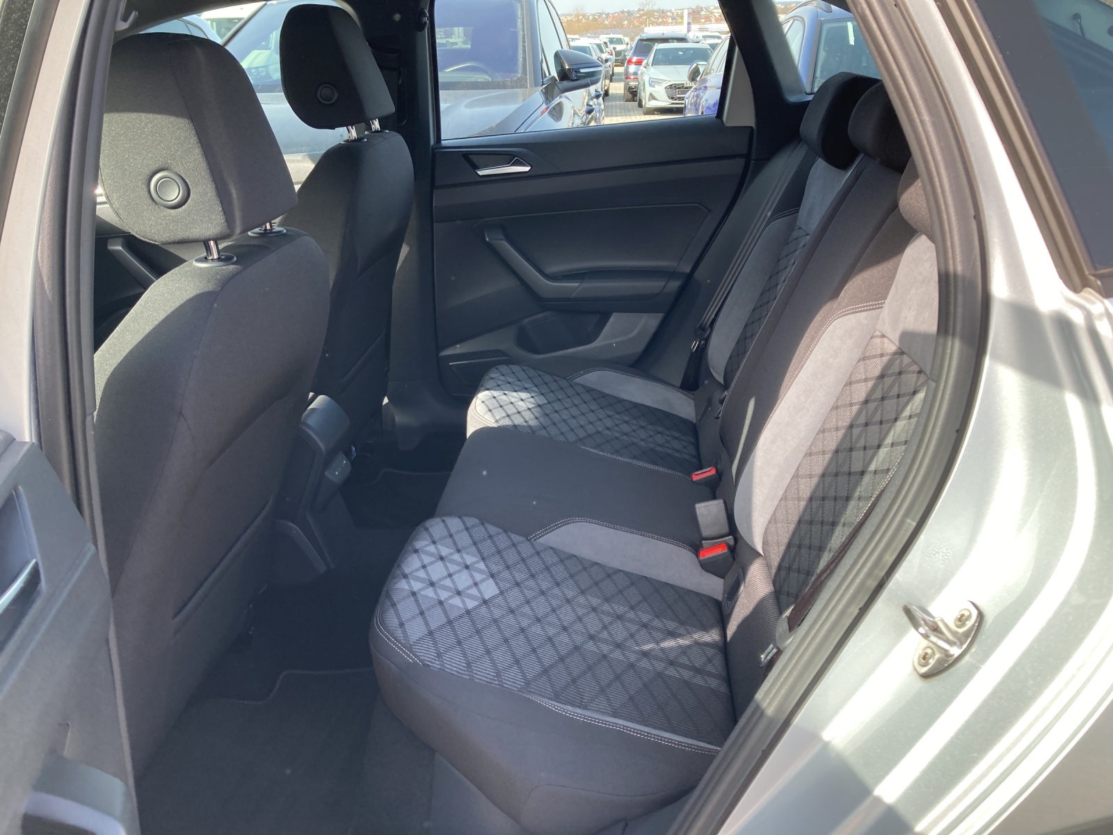 Taigo TSI DSG R-Line IQ-Light ACC Kamera AHK