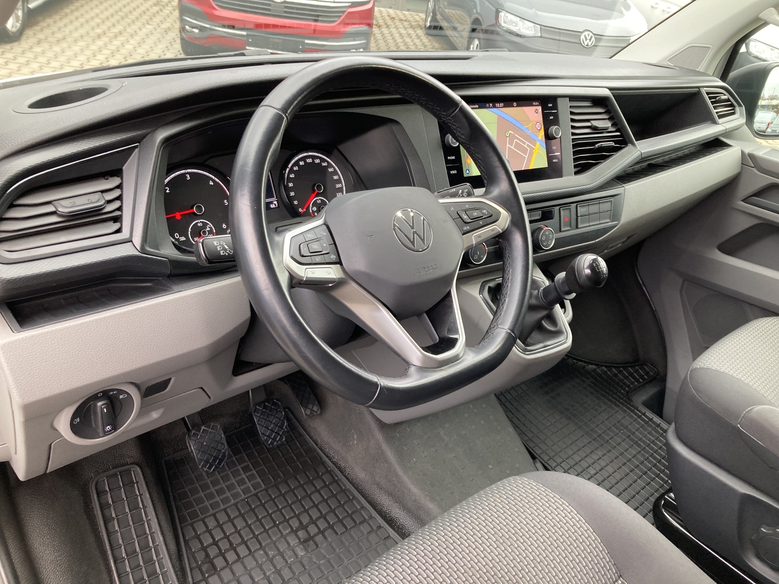 T6 Transporter 6.1 Kasten 2.0 TDI GRA LED Navi PDC KLIMA Wasserzusatzheizung