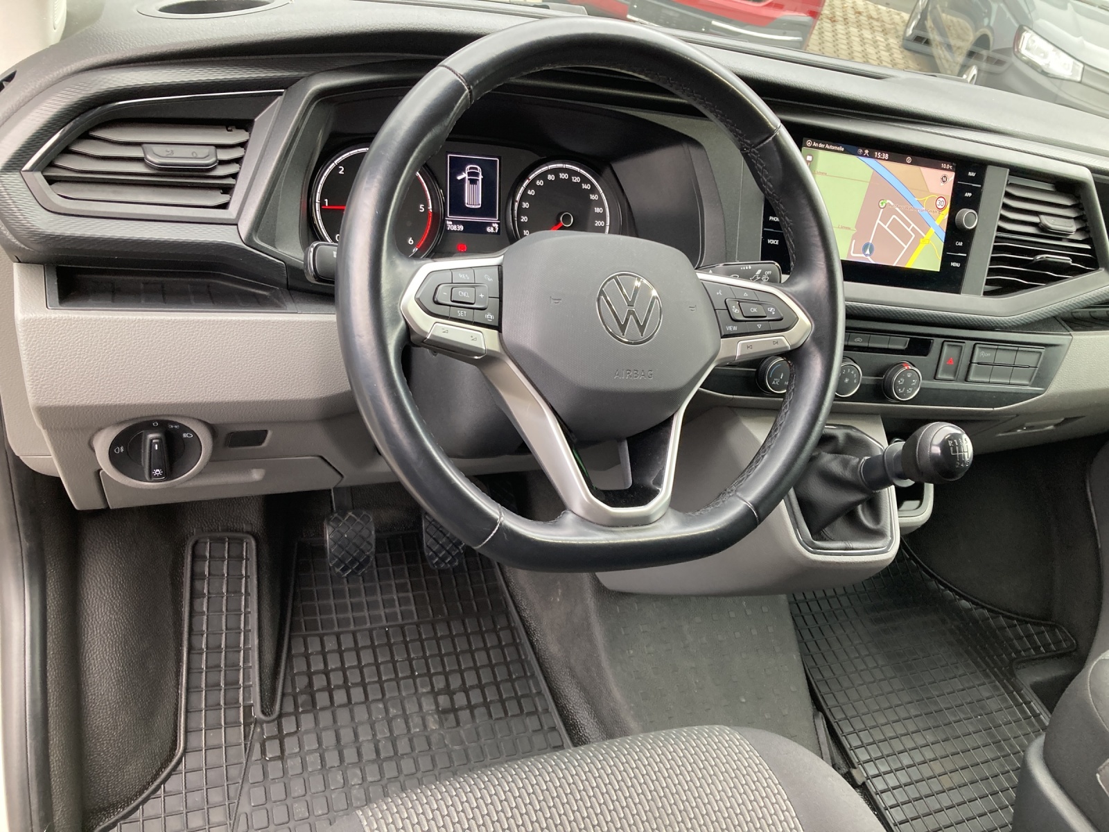 T6 Transporter 6.1 Kasten 2.0 TDI GRA LED Navi PDC KLIMA Wasserzusatzheizung