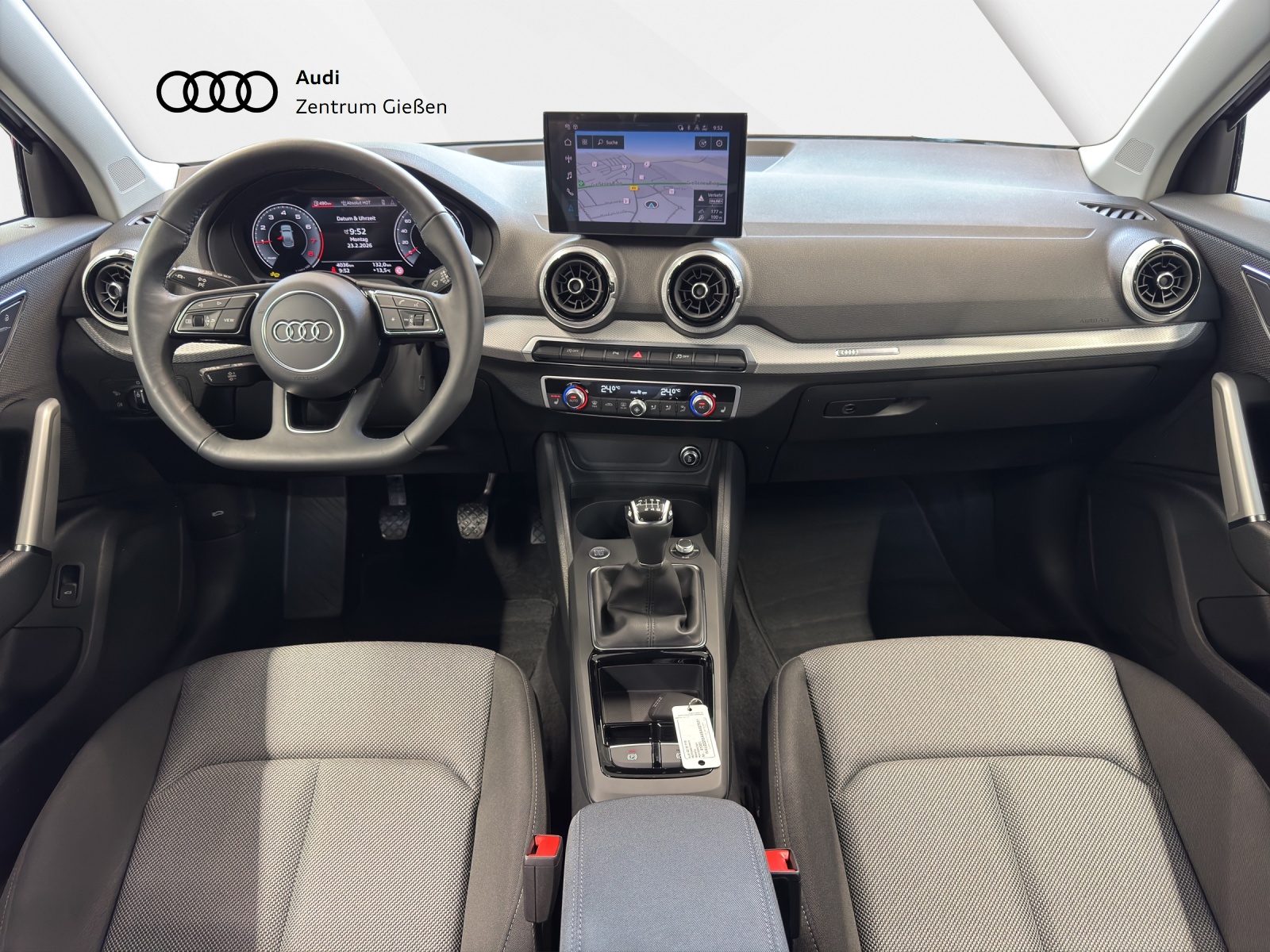 Q2 30 TFSI S line Black AHK Matrix-LED Navi Kamera