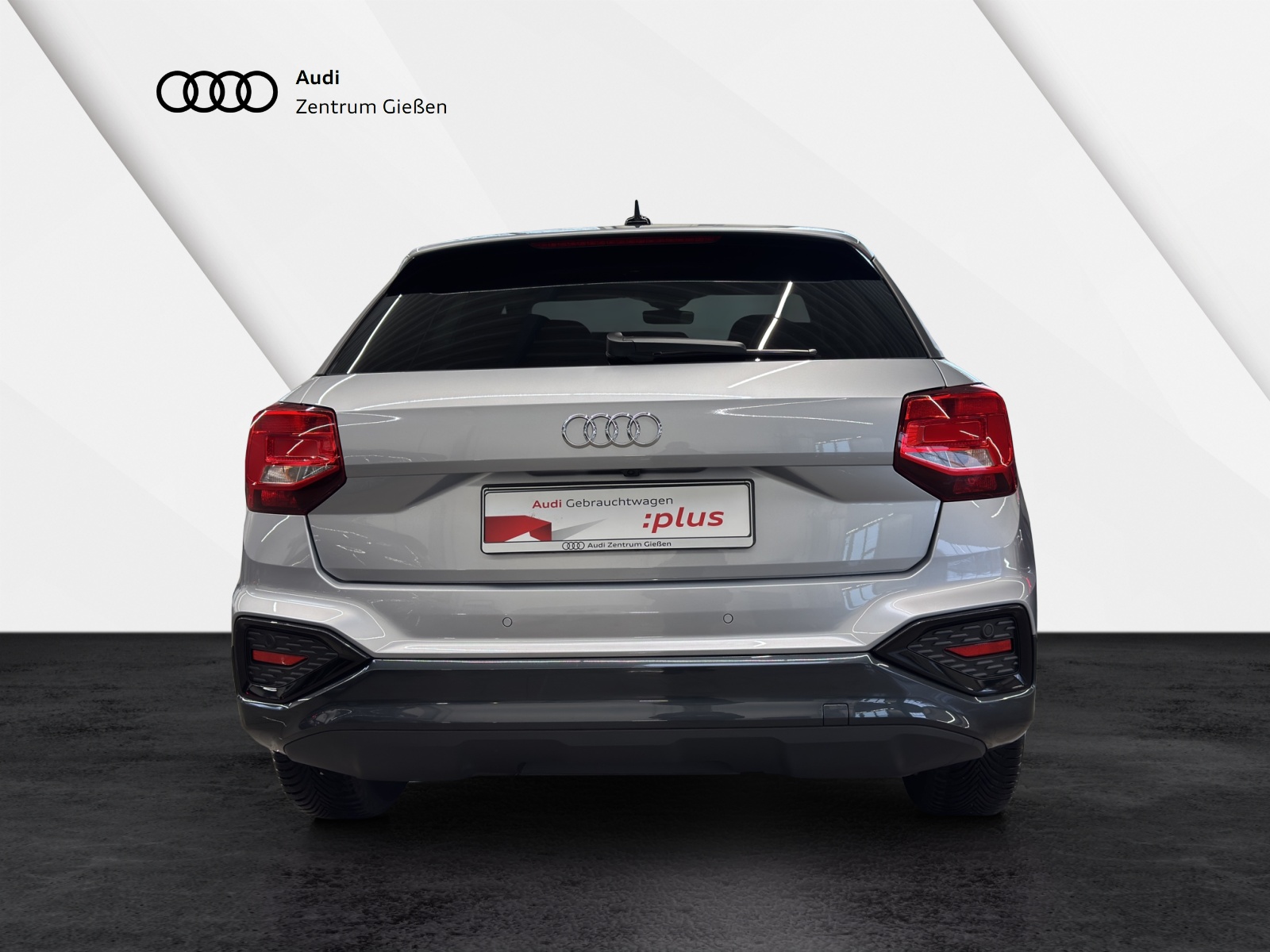 Q2 30 TFSI advanced black Navi Assistenzpaket Parken