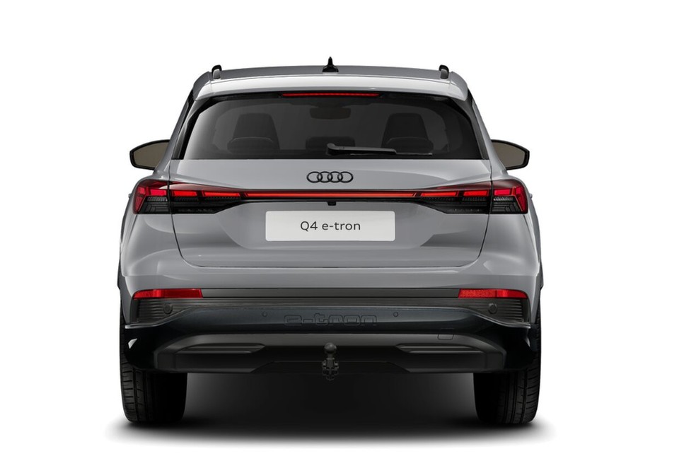 Q4 e-tron 45 S line Black AHK Matrix-LED Navi