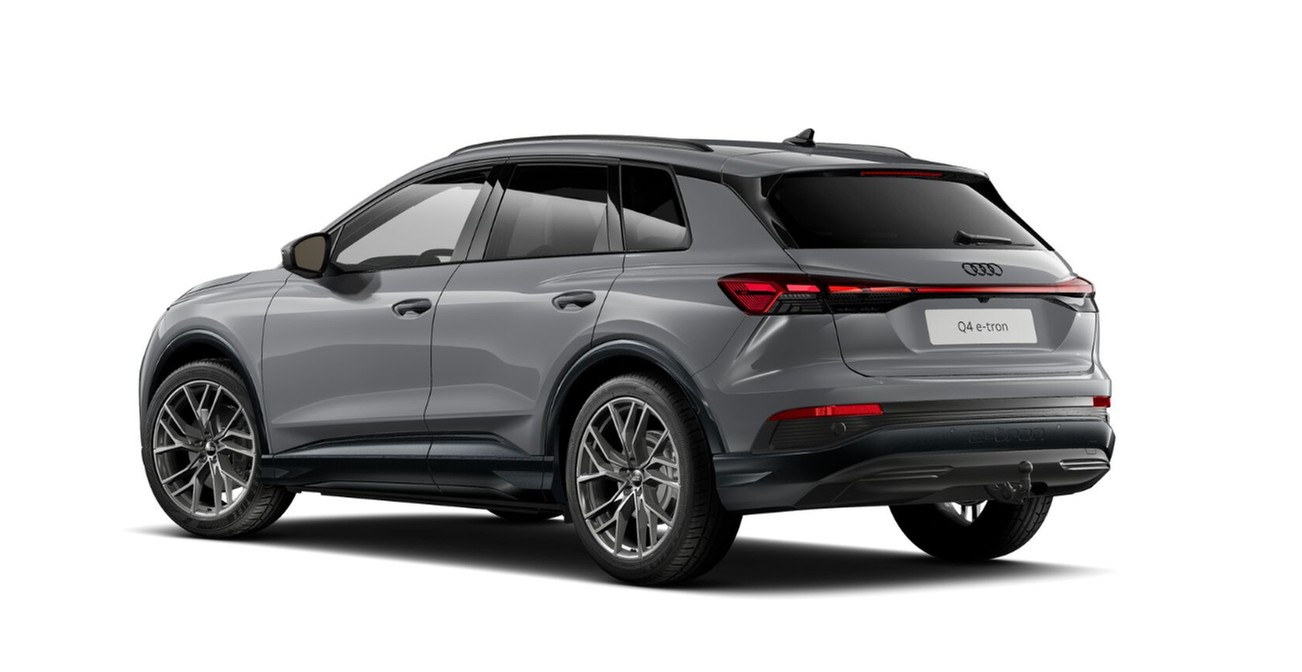 Q4 e-tron 45 S line Black AHK Matrix-LED Navi