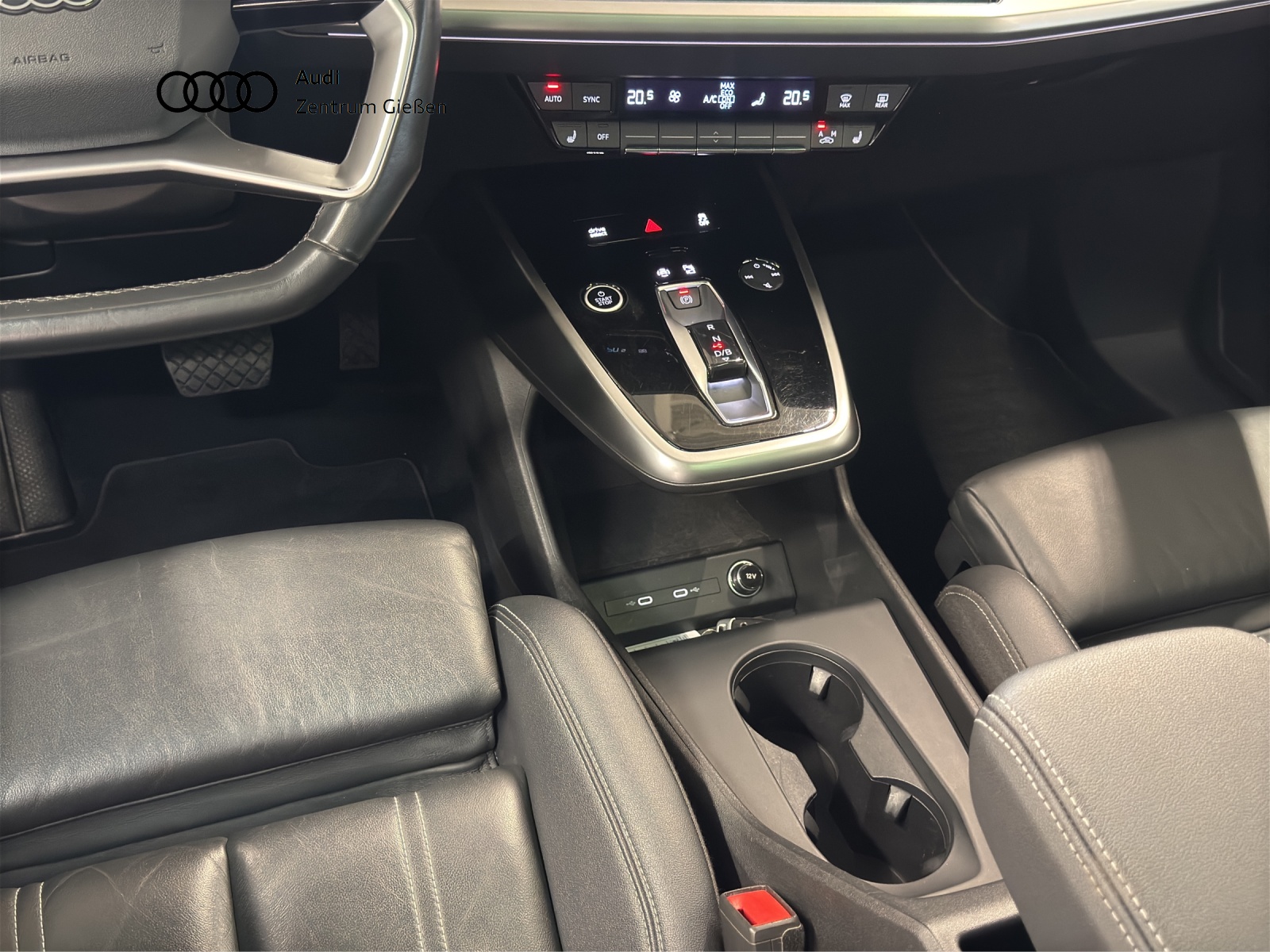 Q4 e-tron 50 quattro Black AHK Pano Matrix-LED Navi