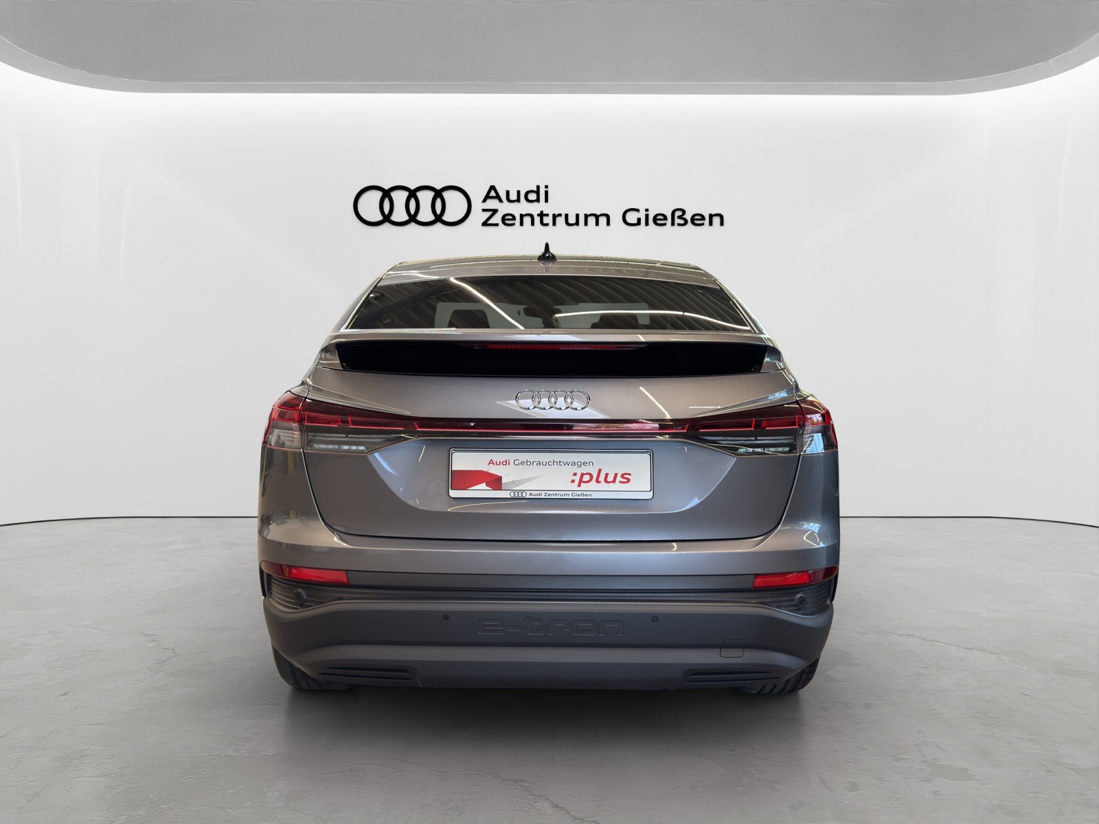 Q4 e-tron 40 Sportback S line Assistenzpakete