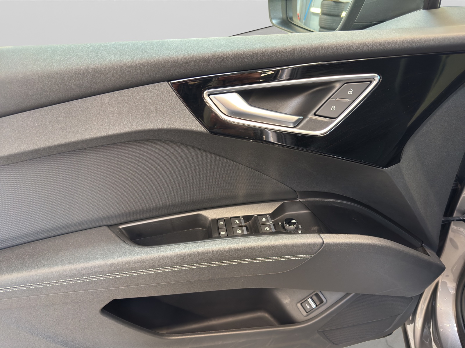 Q4 e-tron 40 Sportback S line Assistenzpakete
