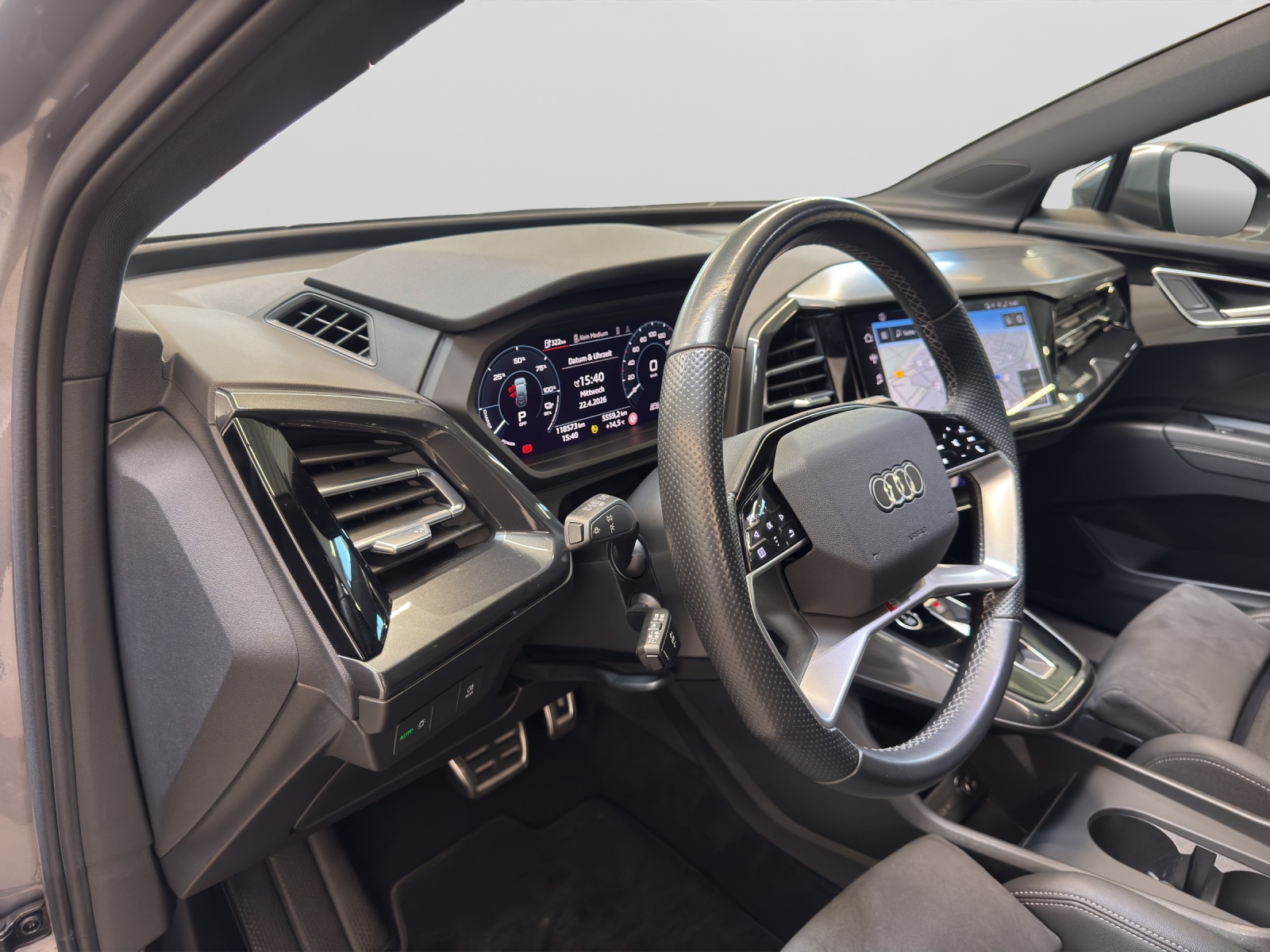 Q4 e-tron 40 Sportback S line Assistenzpakete