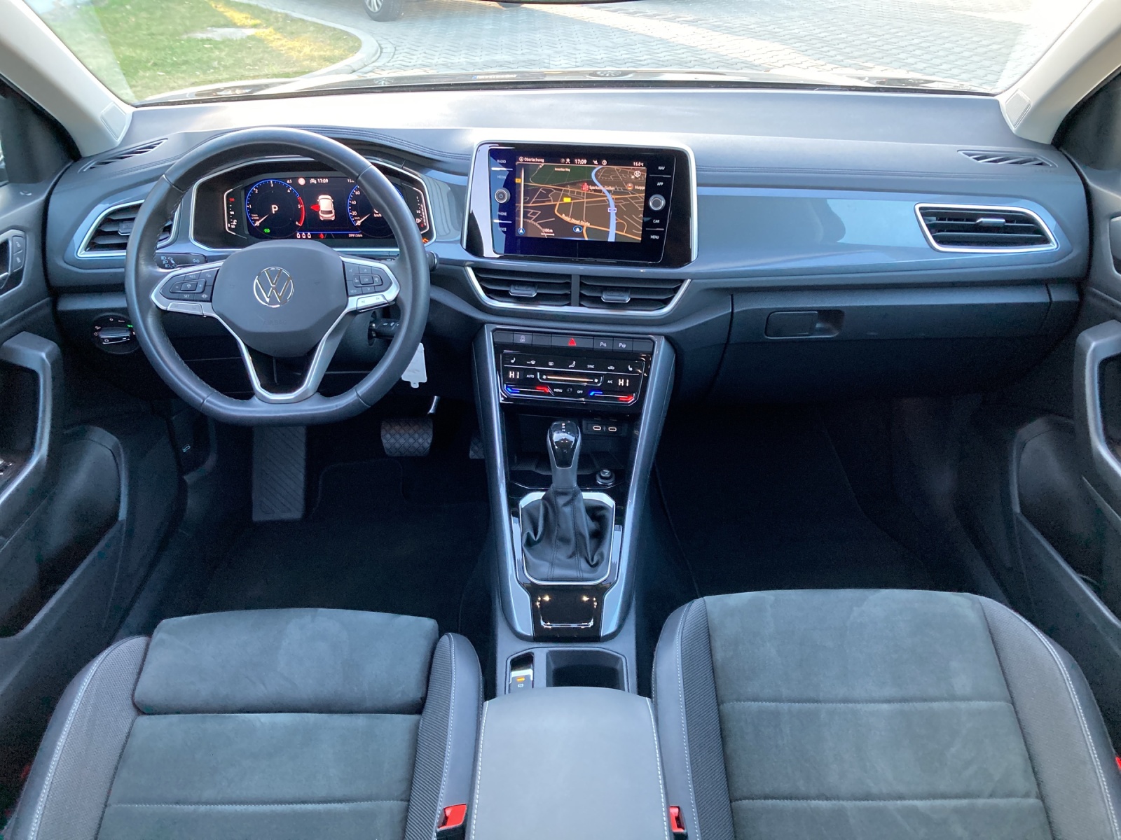 T-Roc TDI DSG Style LED-Plus ACC Kamera Navi