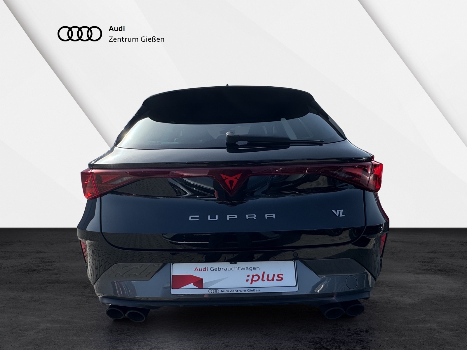 Leon Sportstourer 2.0 TSI DSG 4Drive VZ Navi LED ACC DCC