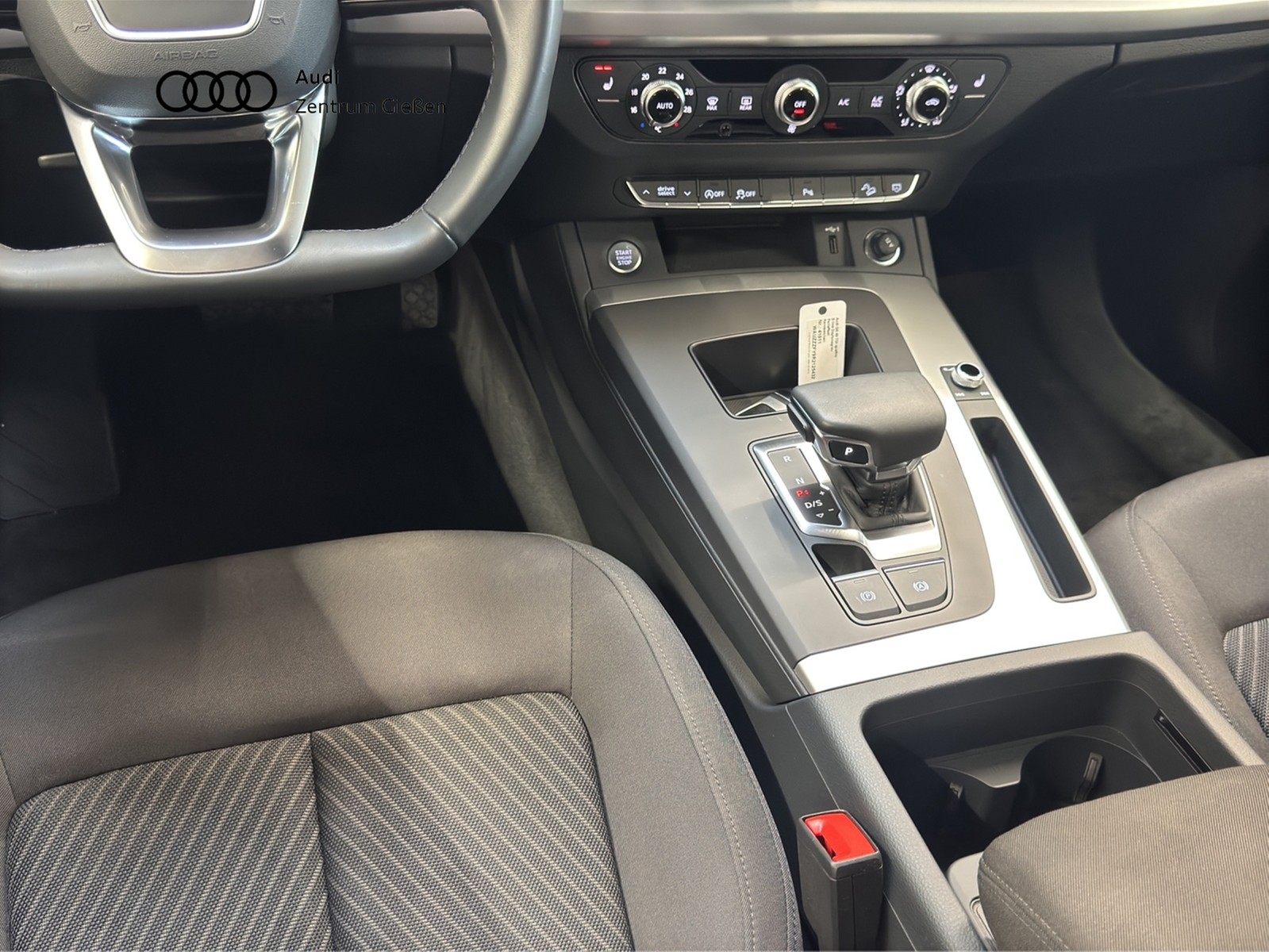 Q5 40 TDI quattro S line Black AHK Matrix Standheizung