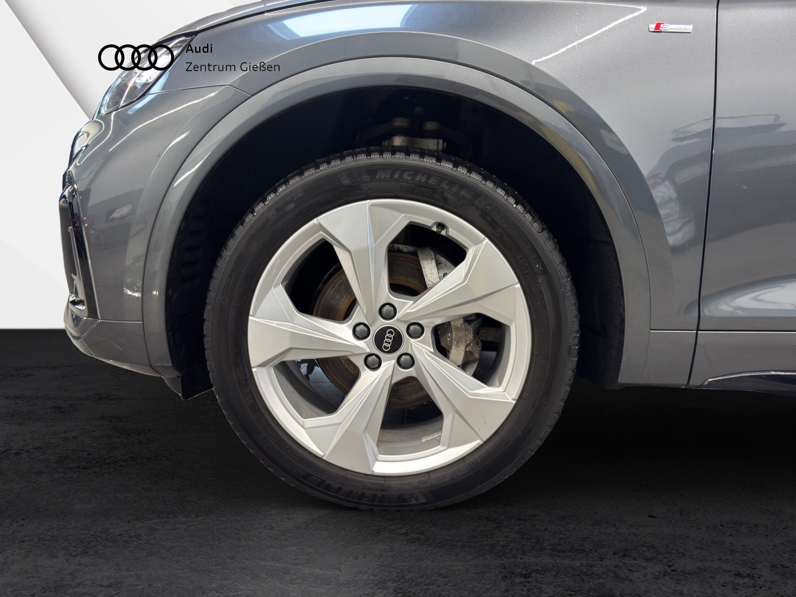 Q5 40 TDI quattro S line Black AHK Matrix Standheizung