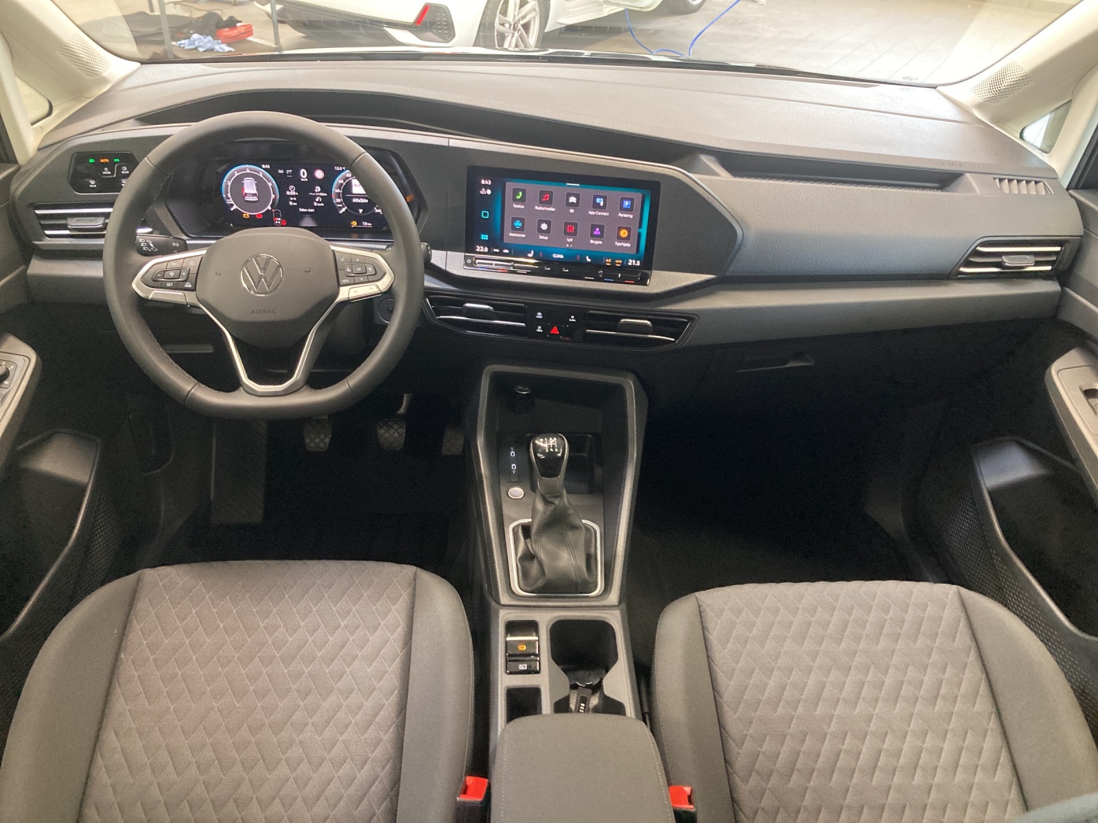 Caddy Maxi Life 1.5 TSI LED AHK 7 Sitzer Kamera SH
