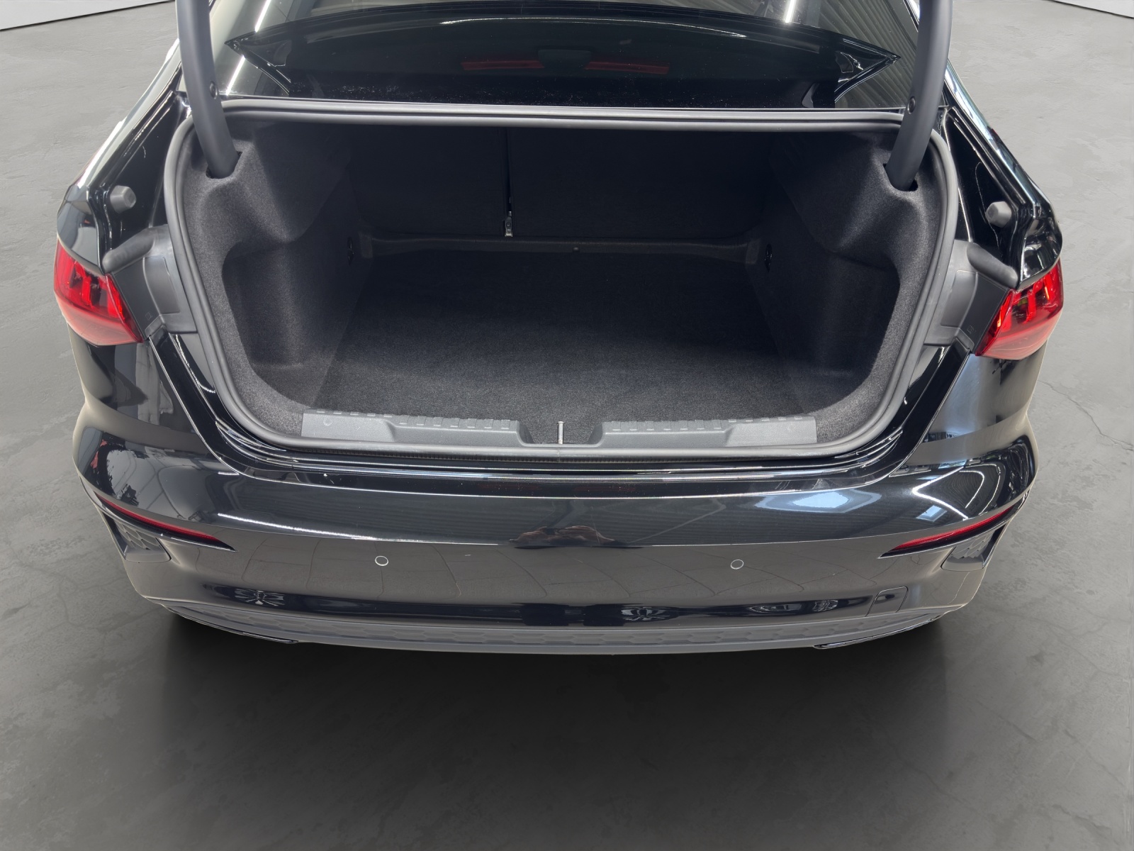 A3 Limousine 35 TFSI S line Black LED smartphone interface