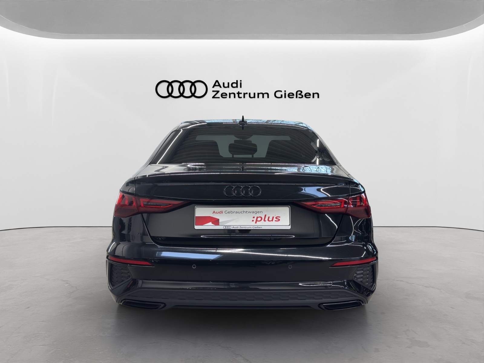 A3 Limousine 35 TFSI S line Black LED smartphone interface