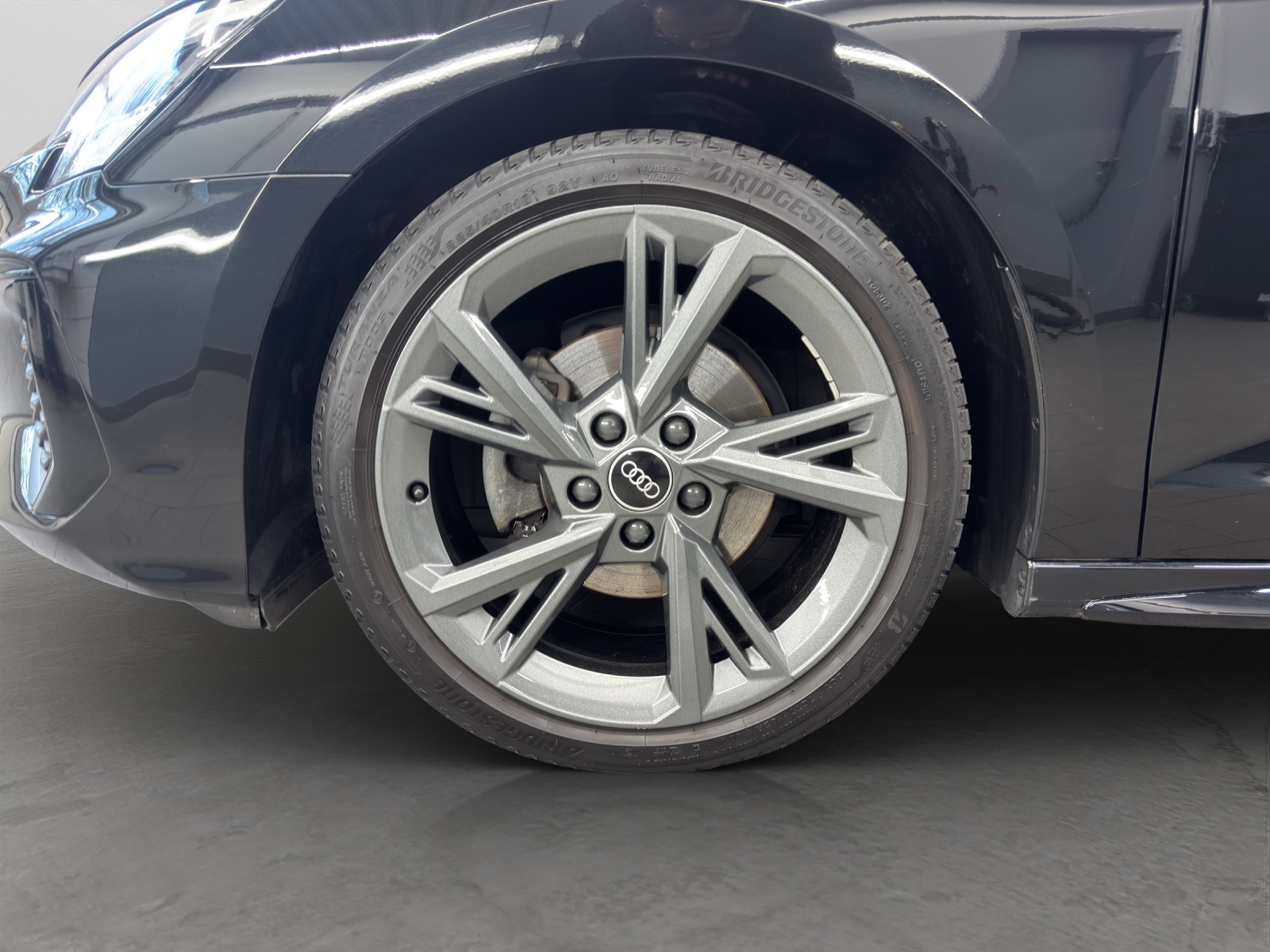 A3 Limousine 35 TFSI S line Black LED smartphone interface