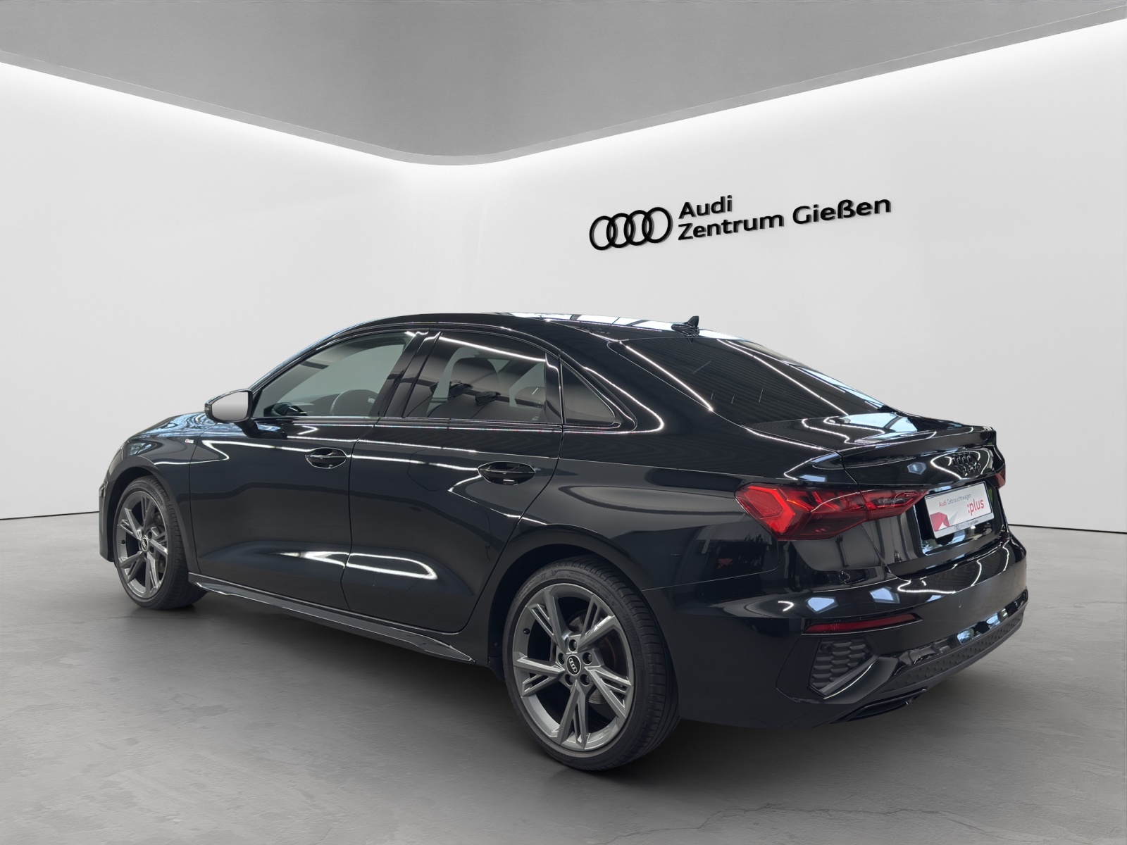 A3 Limousine 35 TFSI S line Black LED smartphone interface