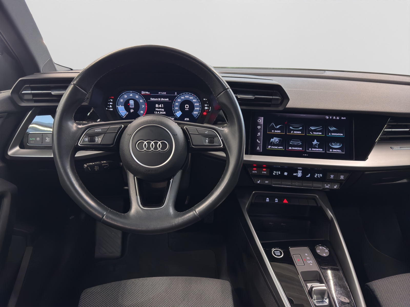 A3 Limousine 35 TFSI S line Black LED smartphone interface