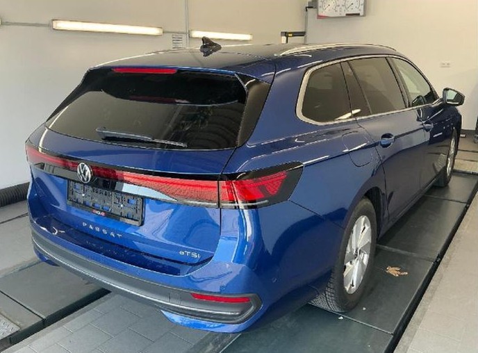 Passat Variant eTSI DSG Business LED Navi AHK ErgoActive Kamera