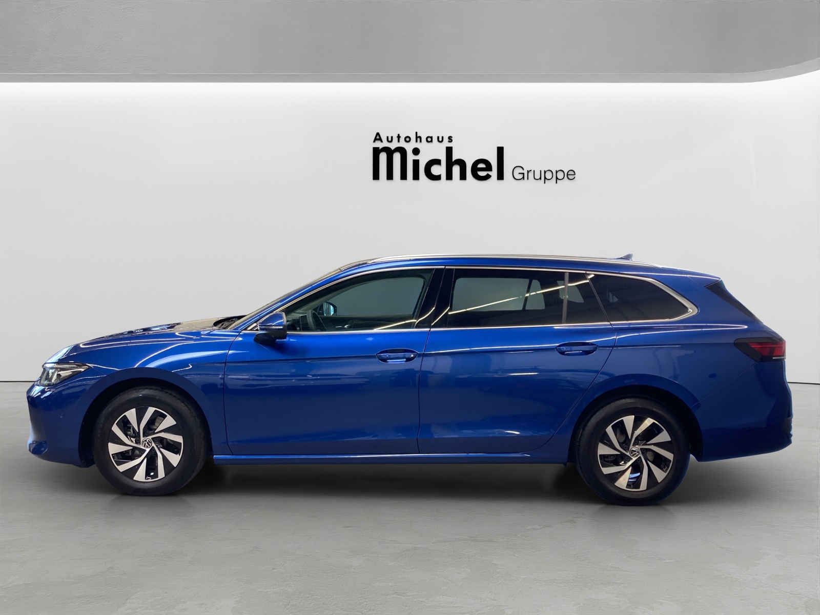 Passat Variant eTSI DSG Business LED Navi AHK ErgoActive Kamera