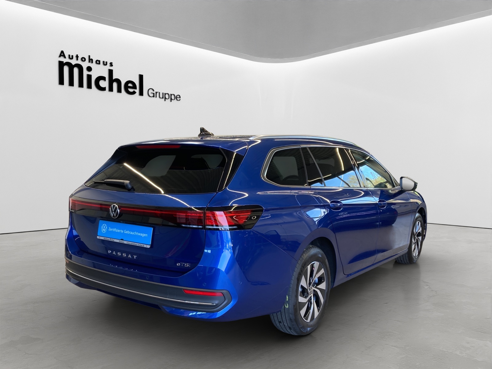Passat Variant eTSI DSG Business LED Navi AHK ErgoActive Kamera