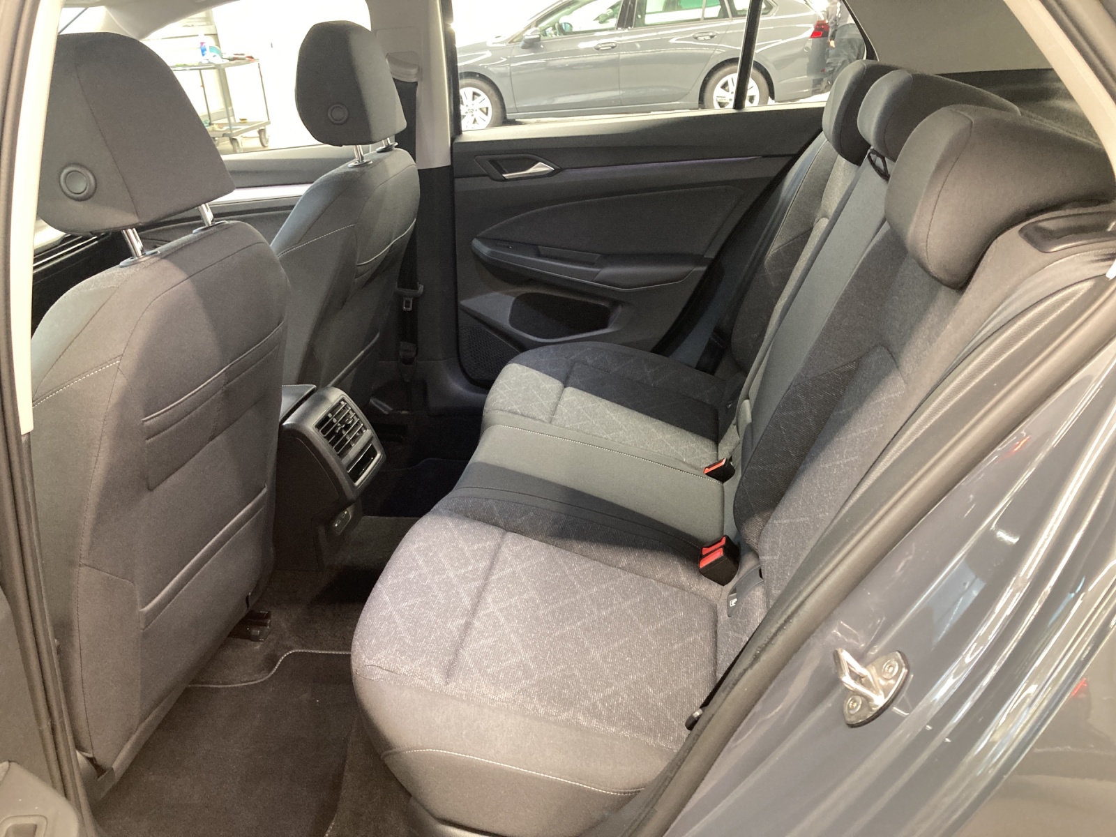 Golf 8 eTSI DSG Life ErgoAct. Navi TravelAssist