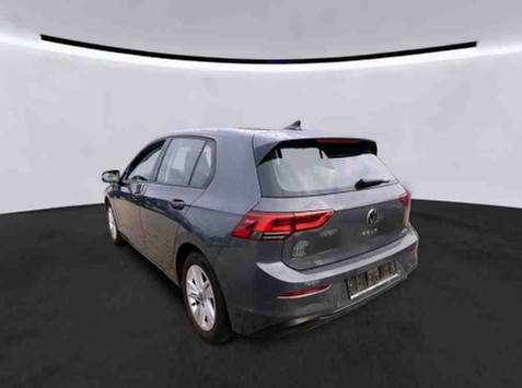 Golf 8 eTSI DSG Life
