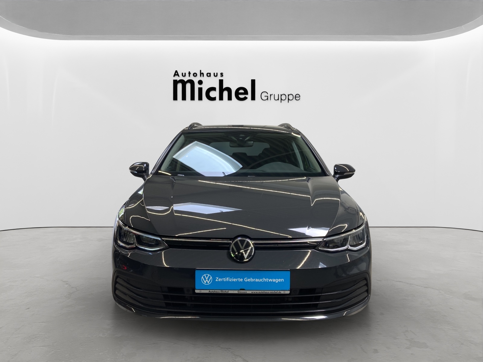 Golf 8 Variant eTSI DSG Life LED Navi AHK Kamera