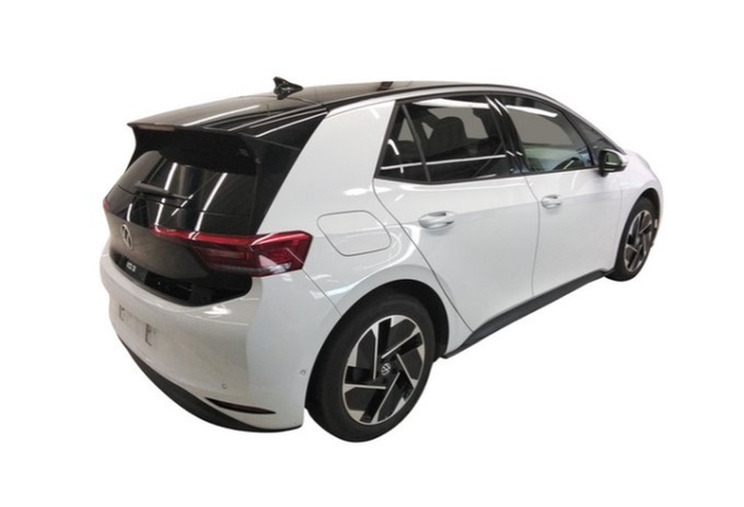 ID.3 Pro 150 kW/58 kWh IQ-Light Panodach DCC ErgoActive