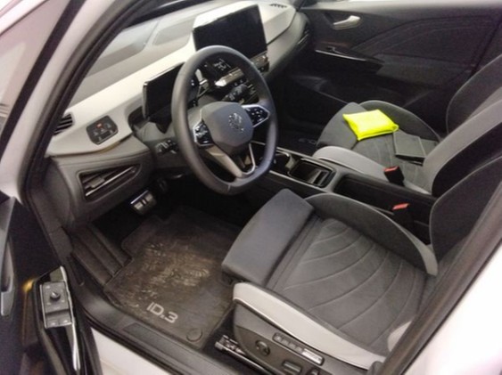 ID.3 Pro 150 kW/58 kWh IQ-Light Panodach DCC ErgoActive